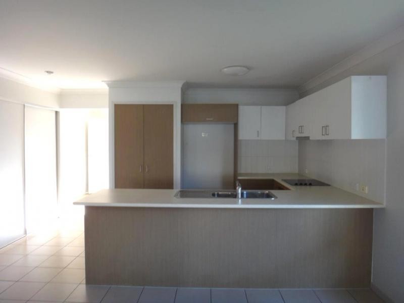21 Scottsdale Street, Raceview QLD 4305