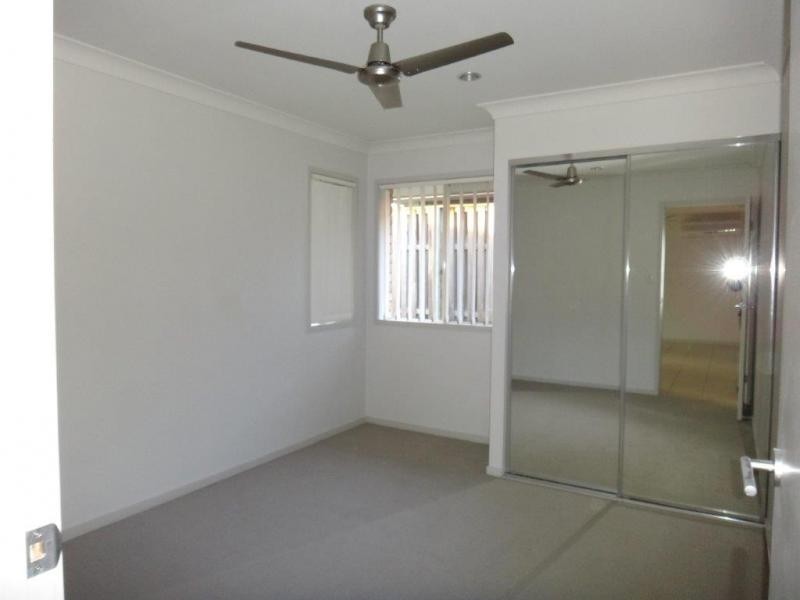 21 Scottsdale Street, Raceview QLD 4305