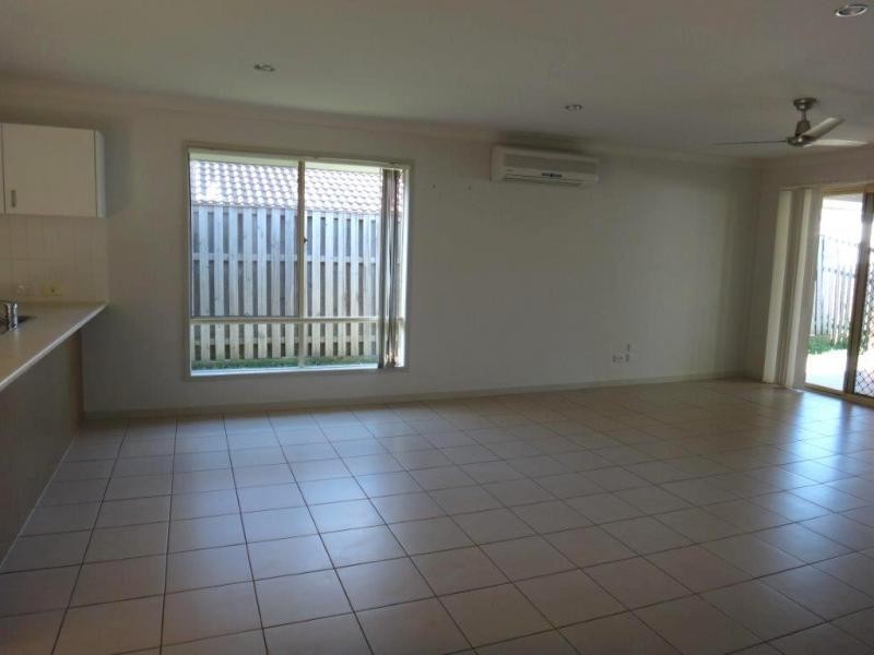21 Scottsdale Street, Raceview QLD 4305