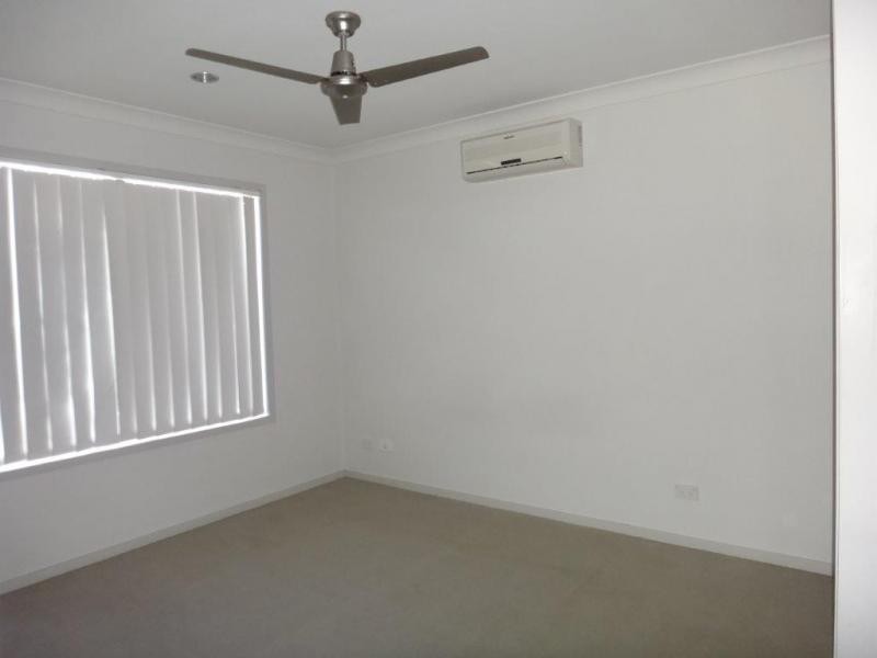 21 Scottsdale Street, Raceview QLD 4305