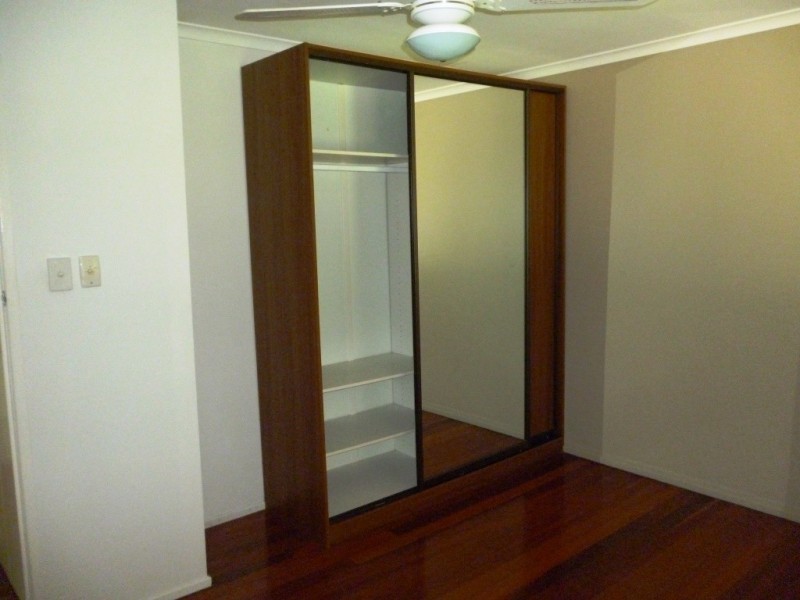 75 Lance Drive, Flinders View QLD 4305