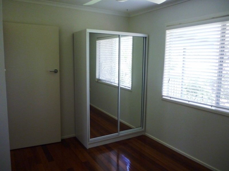 75 Lance Drive, Flinders View QLD 4305
