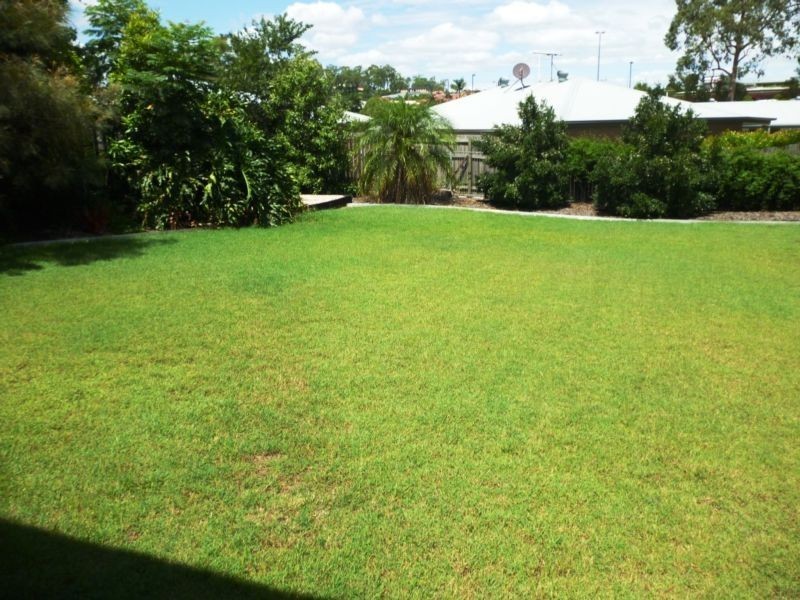 75 Lance Drive, Flinders View QLD 4305