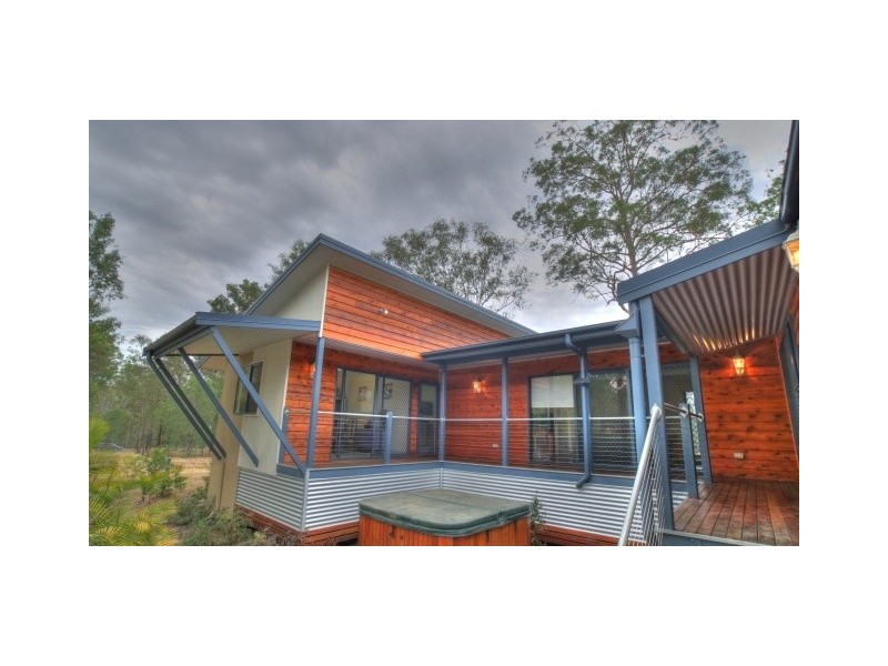 443 Brisbane Valley Highway, Pine Mountain QLD 4306