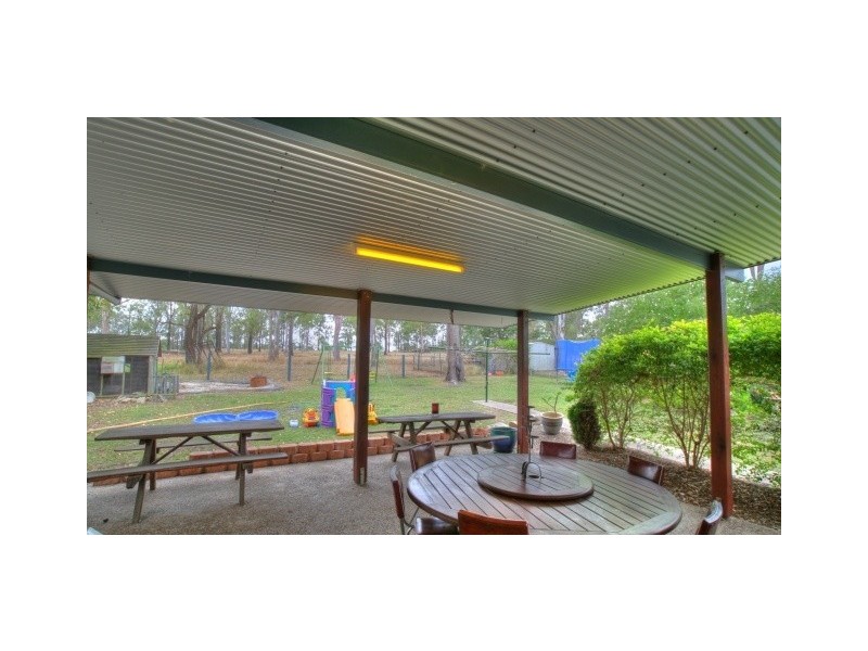 443 Brisbane Valley Highway, Pine Mountain QLD 4306