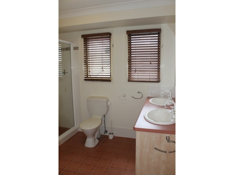 37 Highlands Terrace, Springfield Lakes QLD 4300