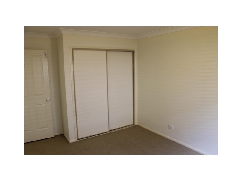 37 Highlands Terrace, Springfield Lakes QLD 4300