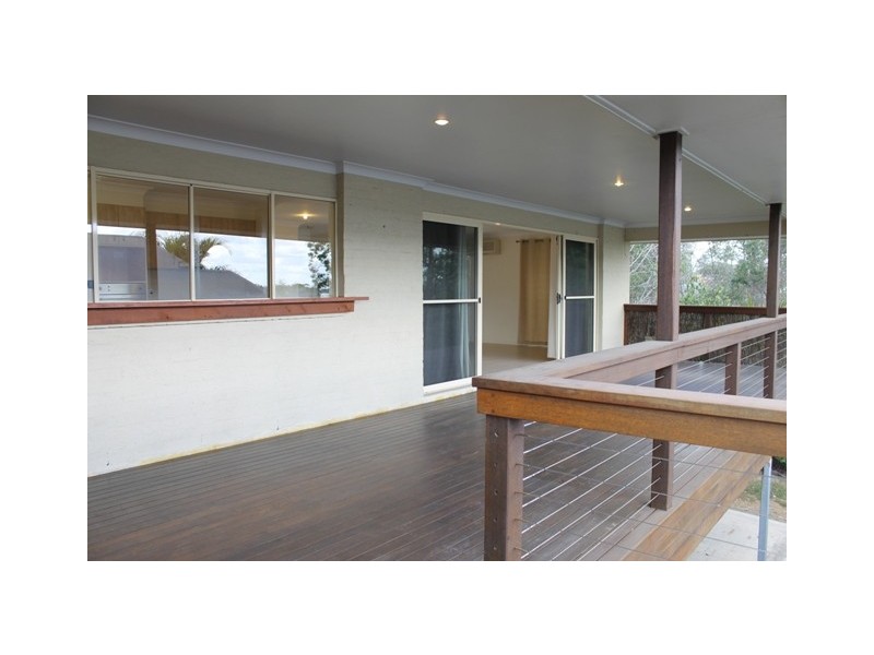 37 Highlands Terrace, Springfield Lakes QLD 4300