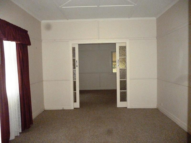 38a Clifton Street, Booval QLD 4304