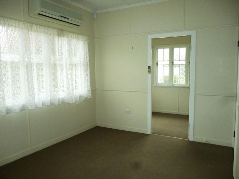 38a Clifton Street, Booval QLD 4304