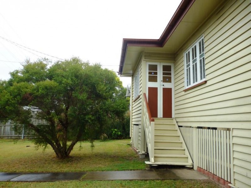 38a Clifton Street, Booval QLD 4304