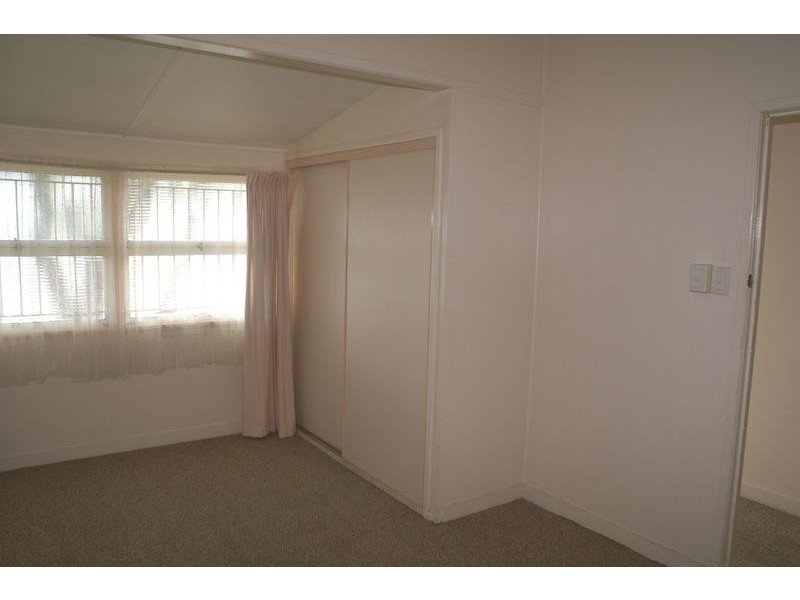 97 Downs Street, North Ipswich QLD 4305