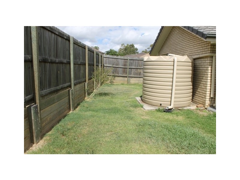 16 Neumann Place, Leichhardt QLD 4305