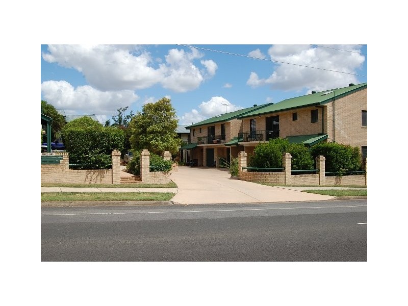 5/4 Mary Street, Bundamba QLD 4304