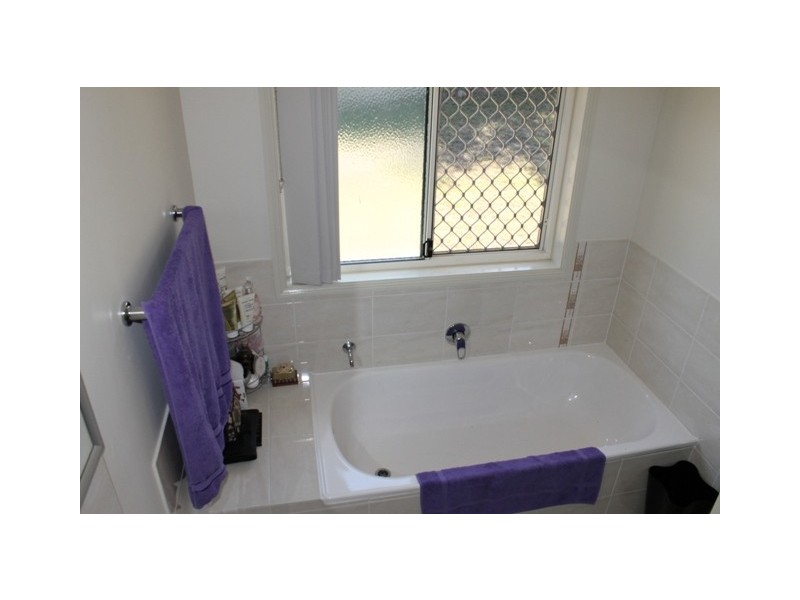 19 Tulipwood Close, Brassall QLD 4305