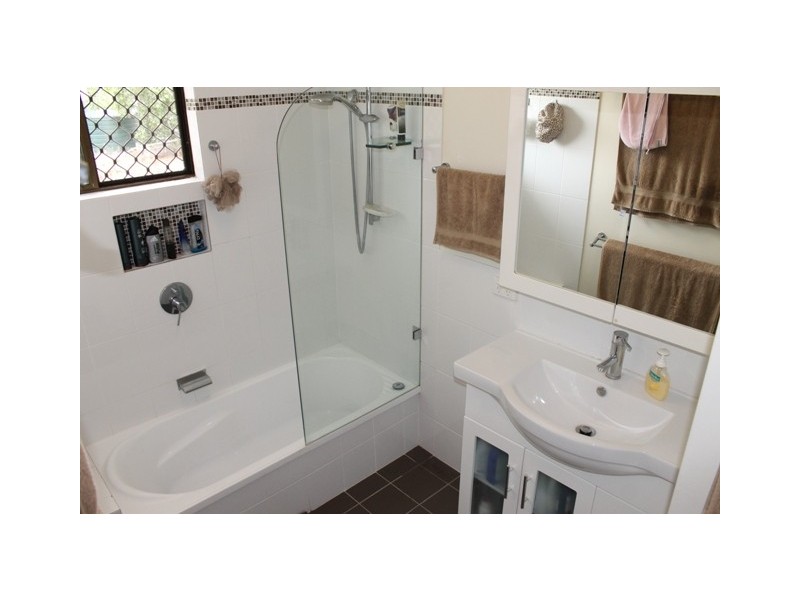 19 William Street, Rosewood QLD 4340