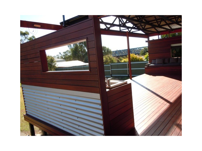 12 Gladstone Road, Sadliers Crossing QLD 4305