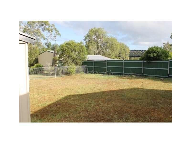 12 Gladstone Road, Sadliers Crossing QLD 4305