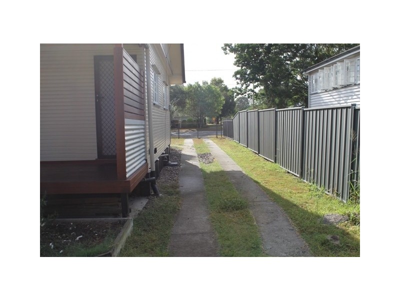 12 Gladstone Road, Sadliers Crossing QLD 4305