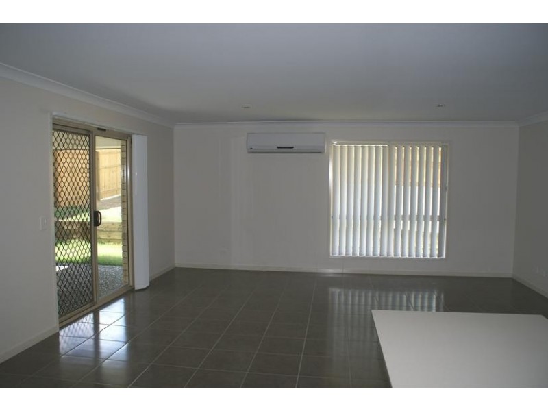 34 Whipbird Street, Bellbird Park QLD 4300