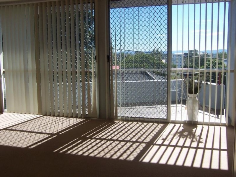 4/3 Court Street, Ipswich QLD 4305