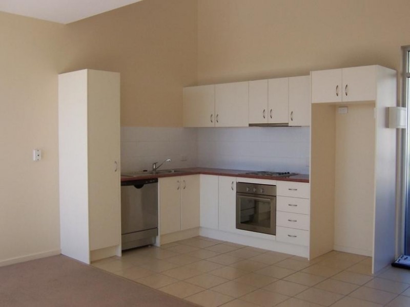 4/3 Court Street, Ipswich QLD 4305