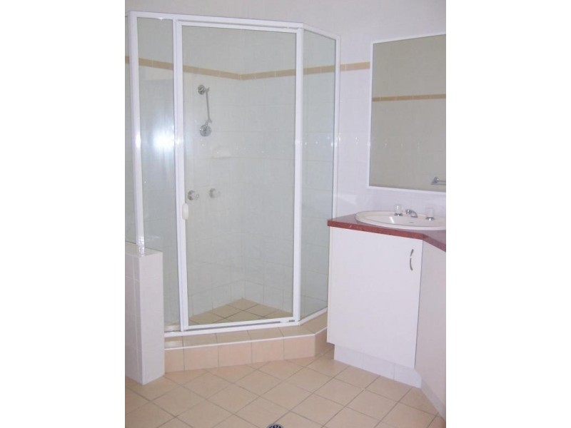 4/3 Court Street, Ipswich QLD 4305