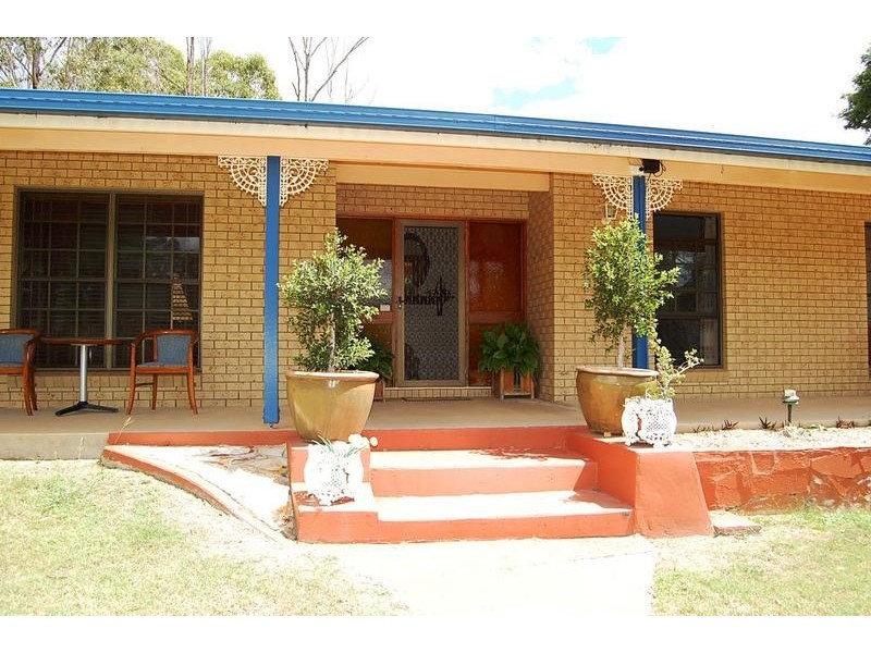 21 Alice Street, Blackstone QLD 4304