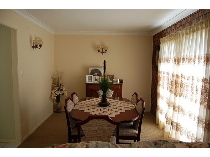 21 Alice Street, Blackstone QLD 4304