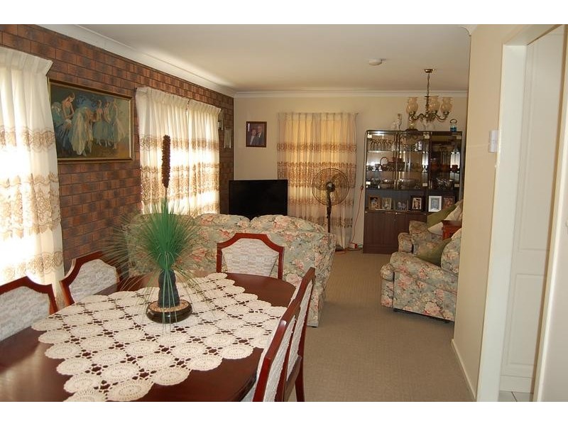 21 Alice Street, Blackstone QLD 4304