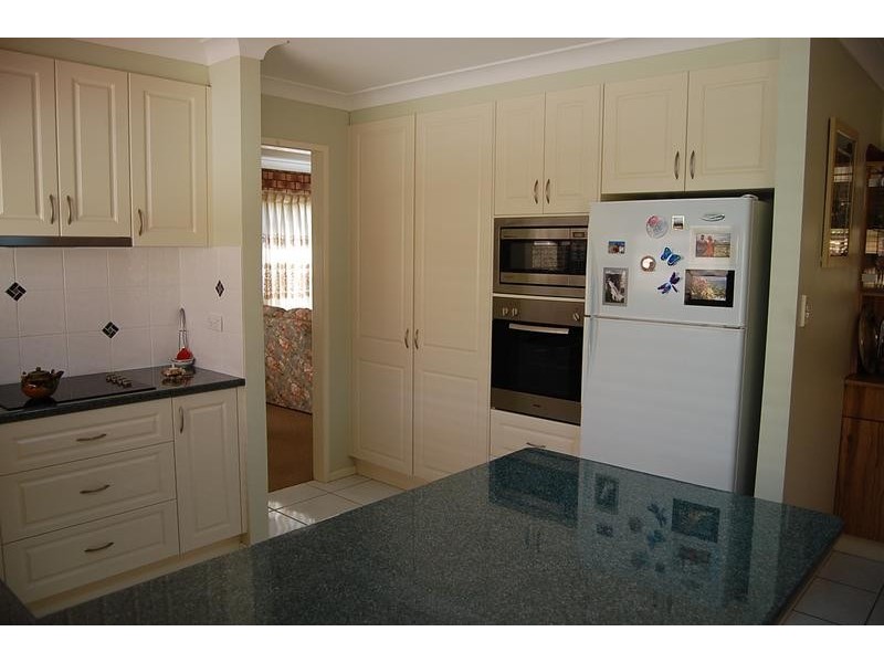 21 Alice Street, Blackstone QLD 4304