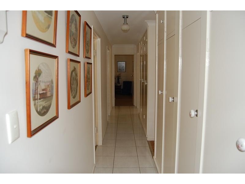 21 Alice Street, Blackstone QLD 4304