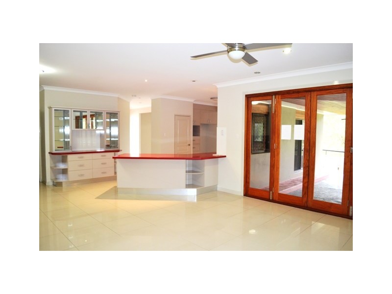 21 Kelso Close, Yamanto QLD 4305