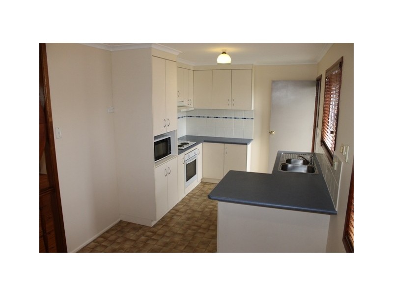 4 Bryant Street, Bundamba QLD 4304