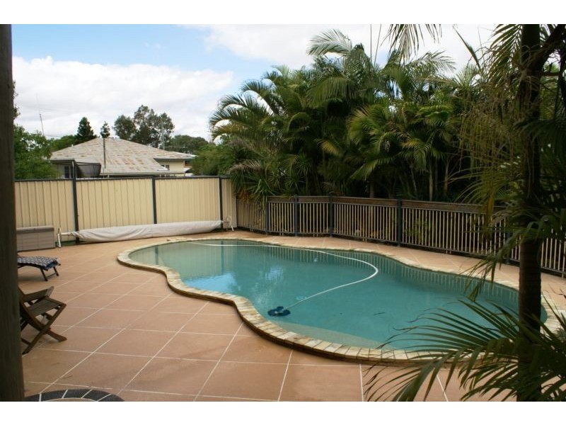 2 Edward Street, Rosewood QLD 4340