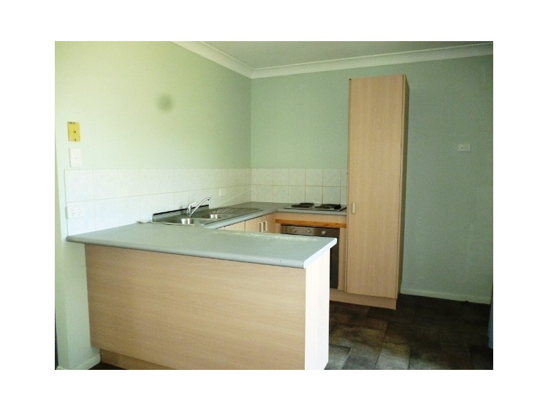 6 Battersby Street, One Mile QLD 4305