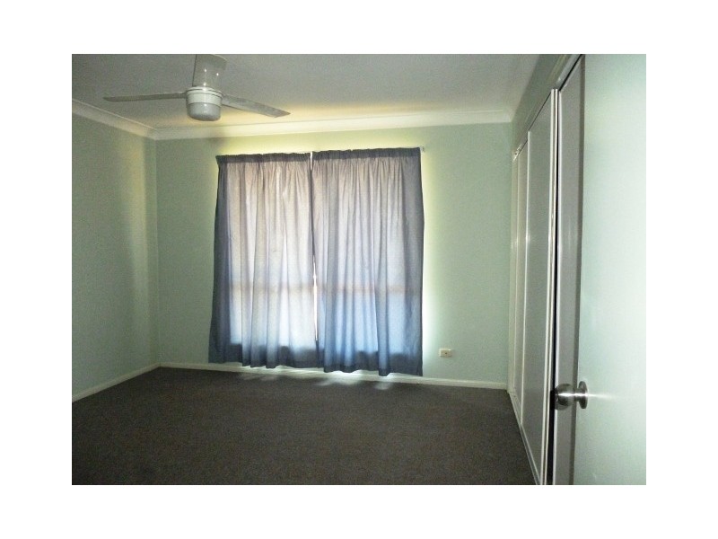 6 Battersby Street, One Mile QLD 4305