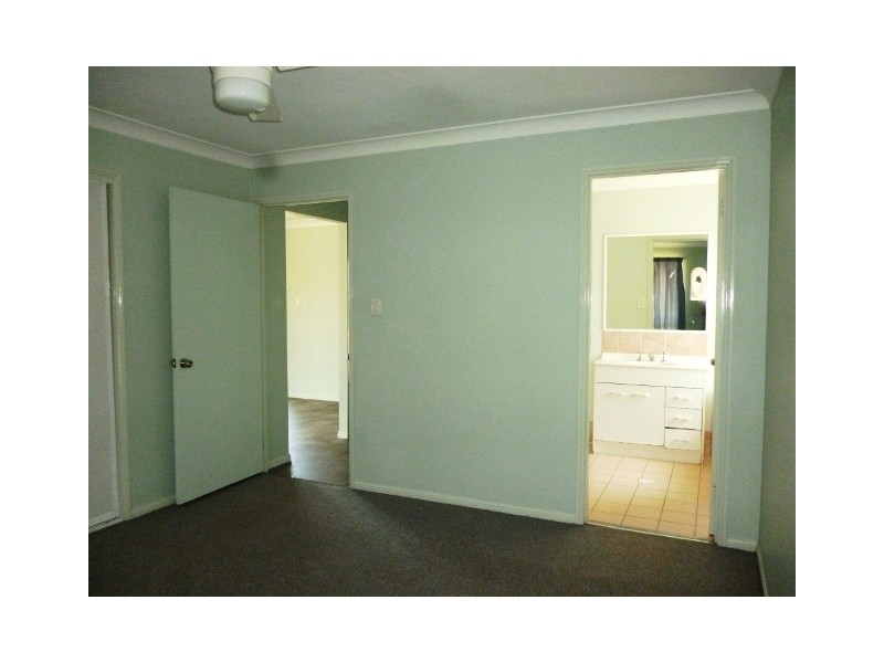 6 Battersby Street, One Mile QLD 4305