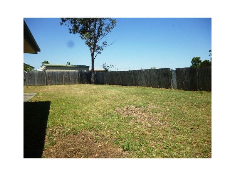 6 Battersby Street, One Mile QLD 4305