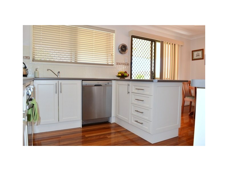 27 Mary Street, Bundamba QLD 4304
