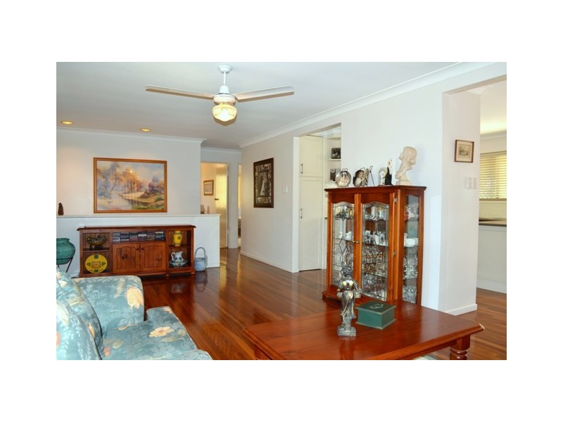 27 Mary Street, Bundamba QLD 4304