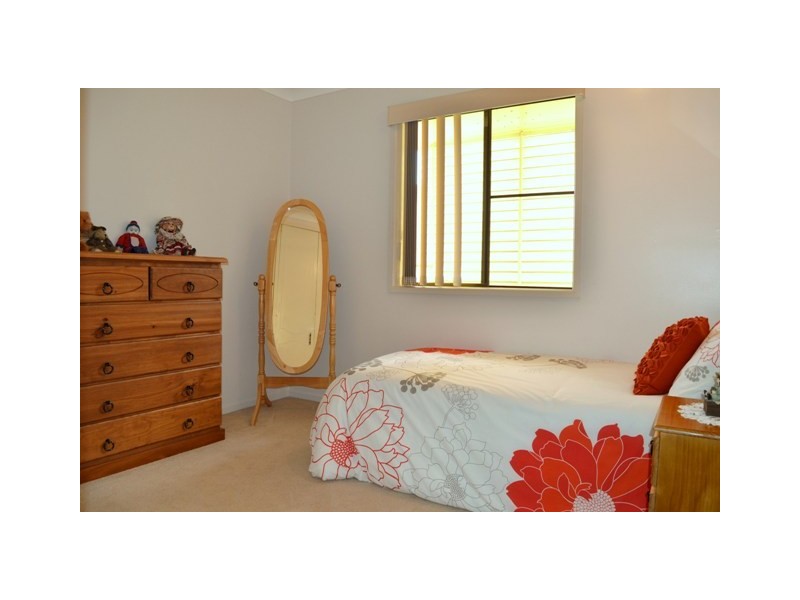 27 Mary Street, Bundamba QLD 4304