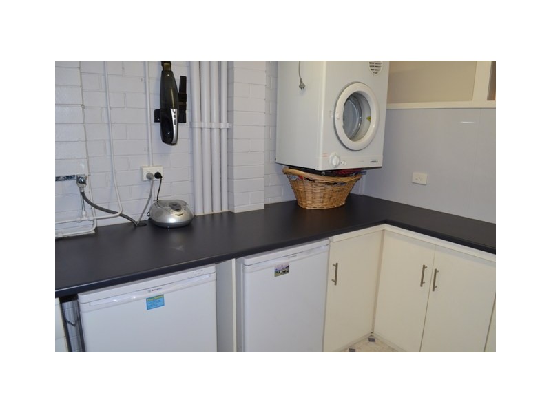 27 Mary Street, Bundamba QLD 4304