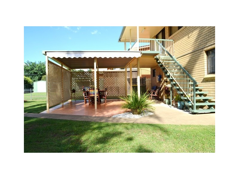27 Mary Street, Bundamba QLD 4304