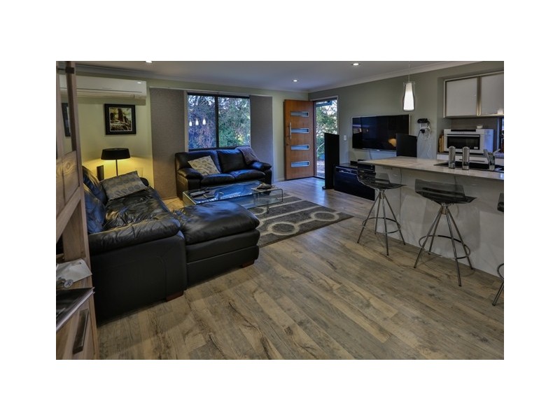 64 South Queensborough Parade, Karalee QLD 4306