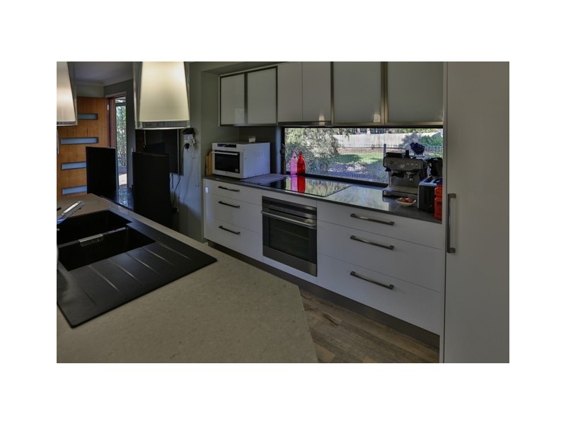 64 South Queensborough Parade, Karalee QLD 4306