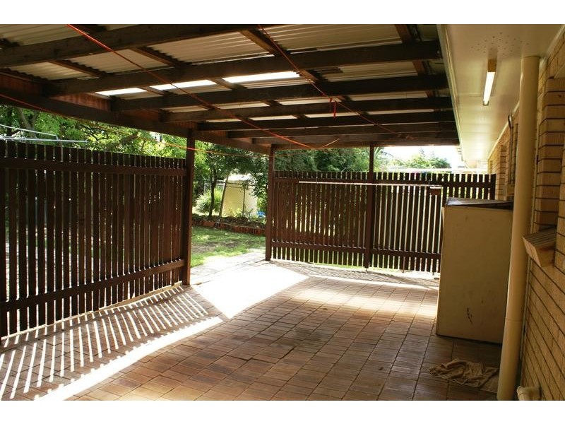 7 Devon Street, Eastern Heights QLD 4305