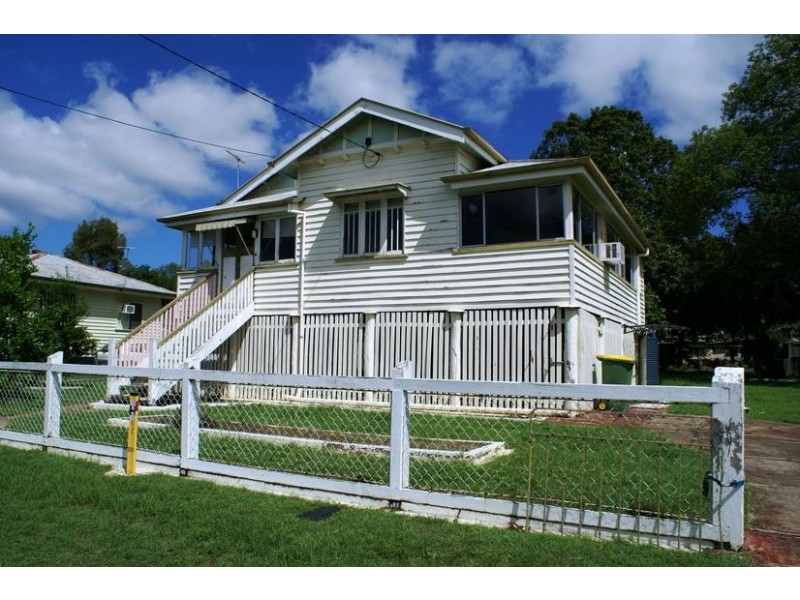 7 Siemons Street, One Mile QLD 4305