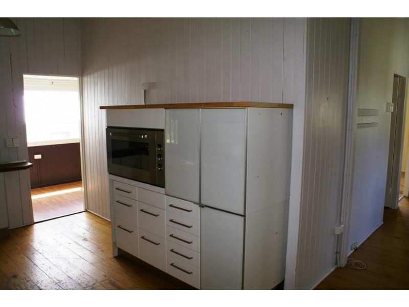 7 Siemons Street, One Mile QLD 4305