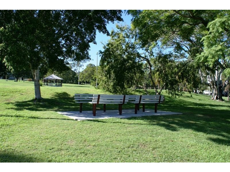 11 Milford Street, Ipswich QLD 4305